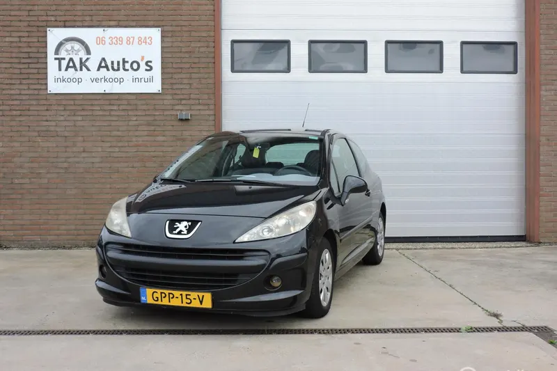 Peugeot 207 (2007)