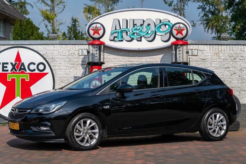Opel Astra (2018)