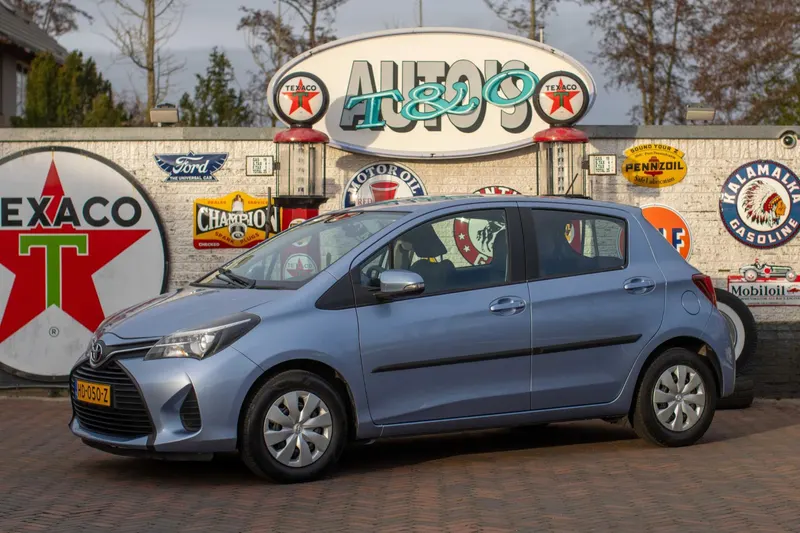 Toyota Yaris (2015)