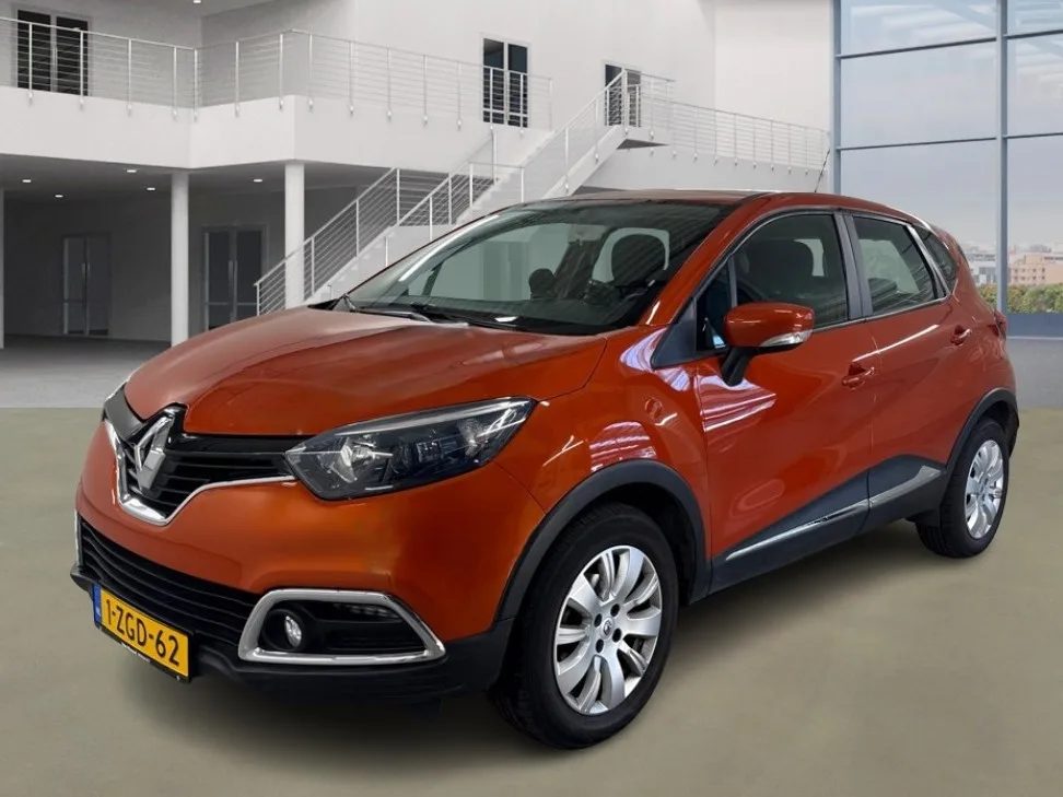 Renault Captur (2015) — foto 1