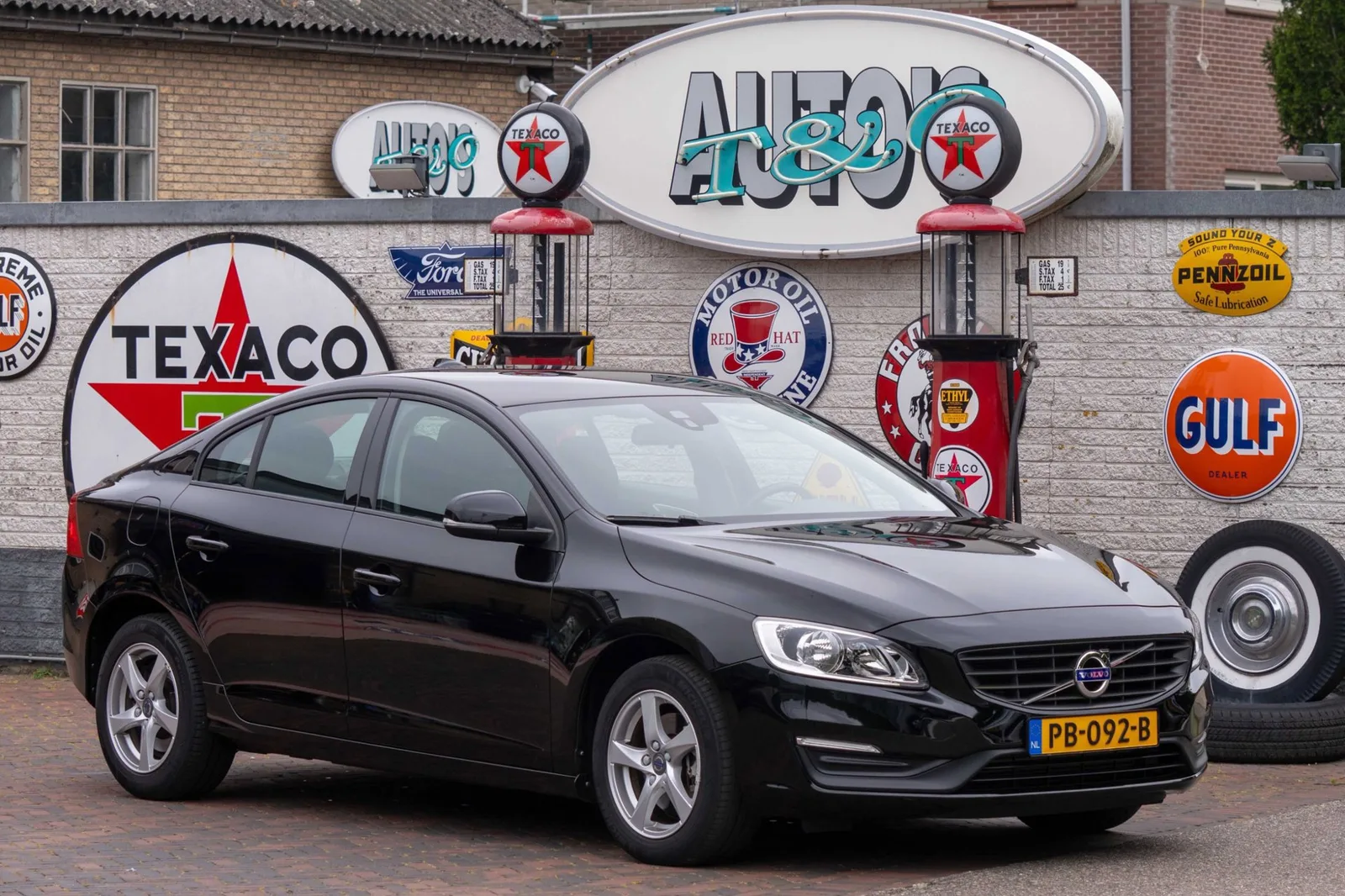 Volvo S60 (2017) — foto 1
