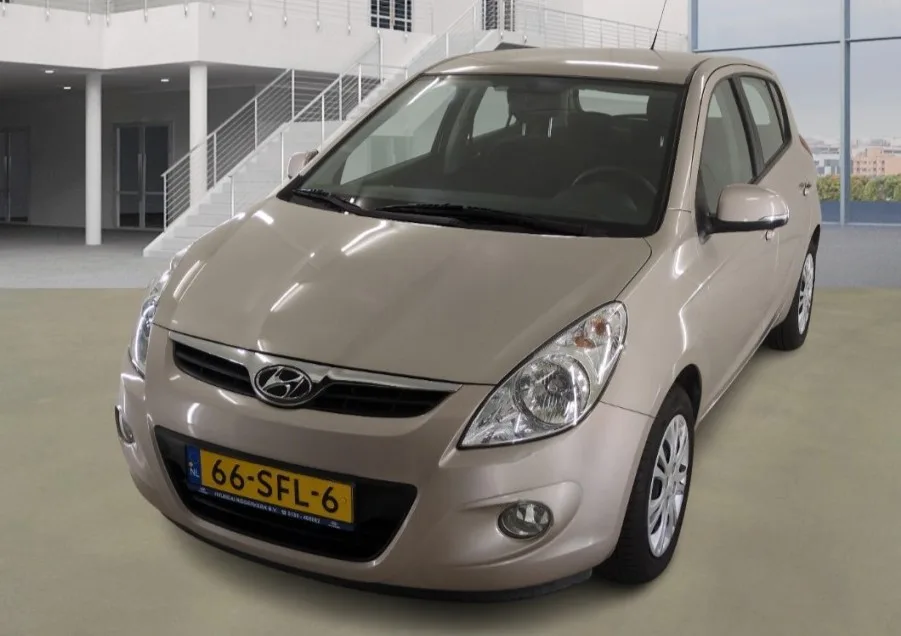 Hyundai i20 (2011) — foto 1