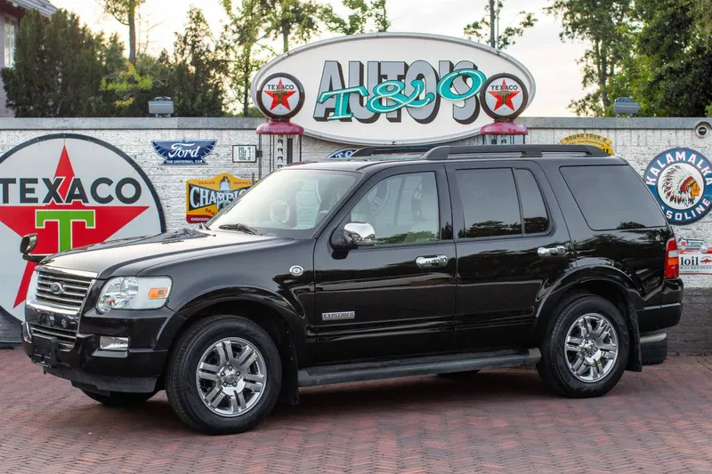 Ford Explorer (2008)