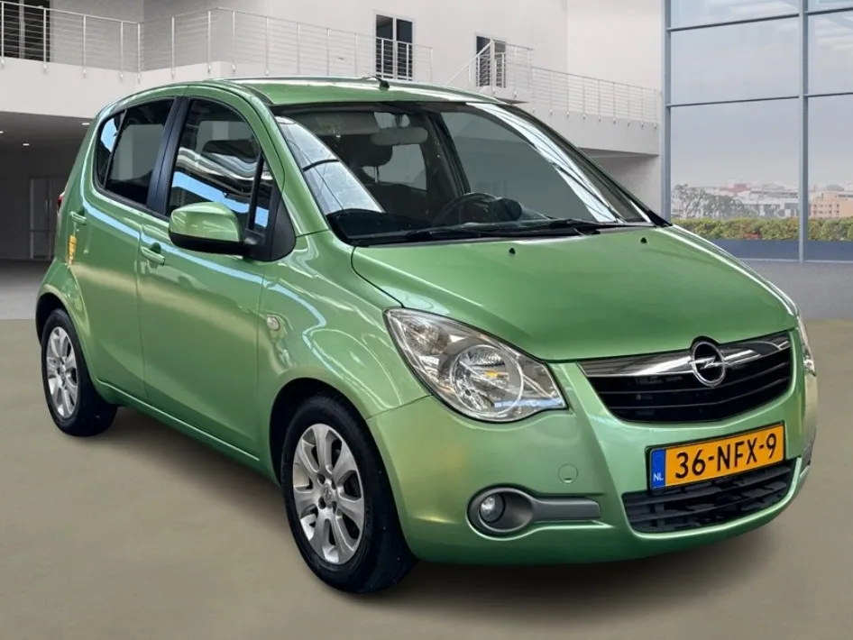 Opel Agila (2010) — foto 1