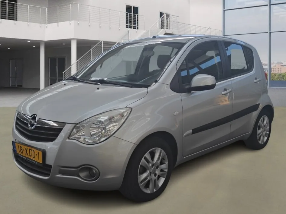Opel Agila (2012) — foto 1