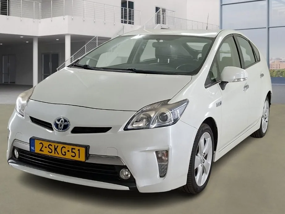 Toyota Prius (2013) — foto 1