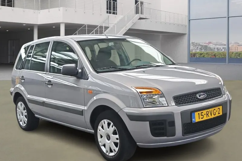 Ford Fusion (2011)