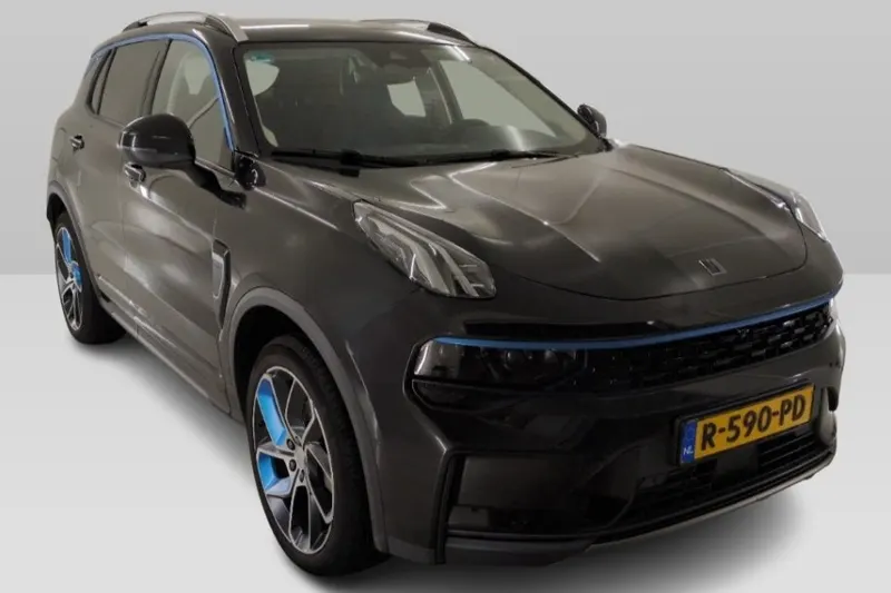 Lynk & Co 01 (2022)