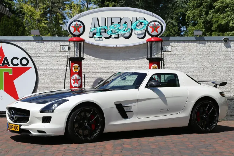 Mercedes-Benz SLS (2014)