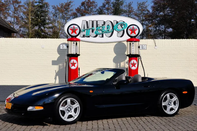 Chevrolet Corvette (2000)