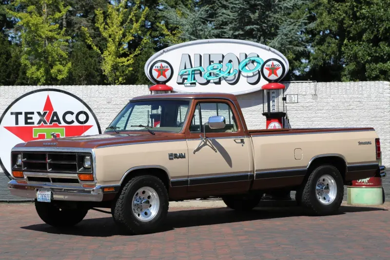 Dodge Ram (1984)