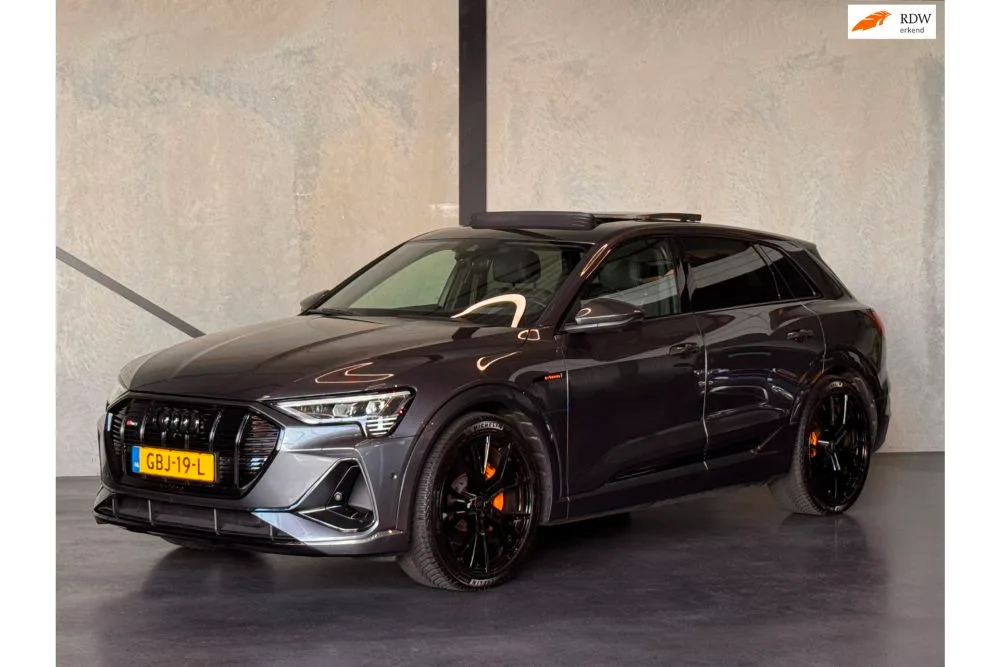 Audi e-tron (2021) — foto 1