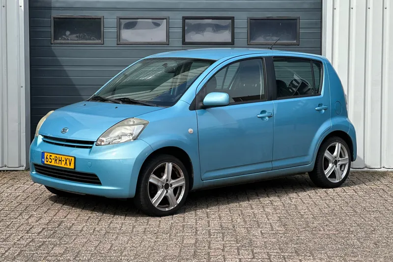 Daihatsu Sirion 2 (2005)