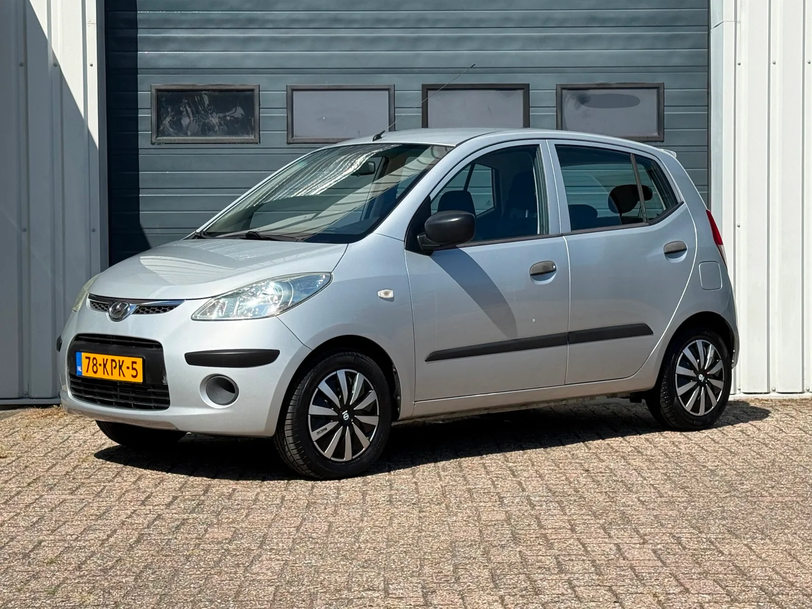 Hyundai i10 (2010) — foto 1