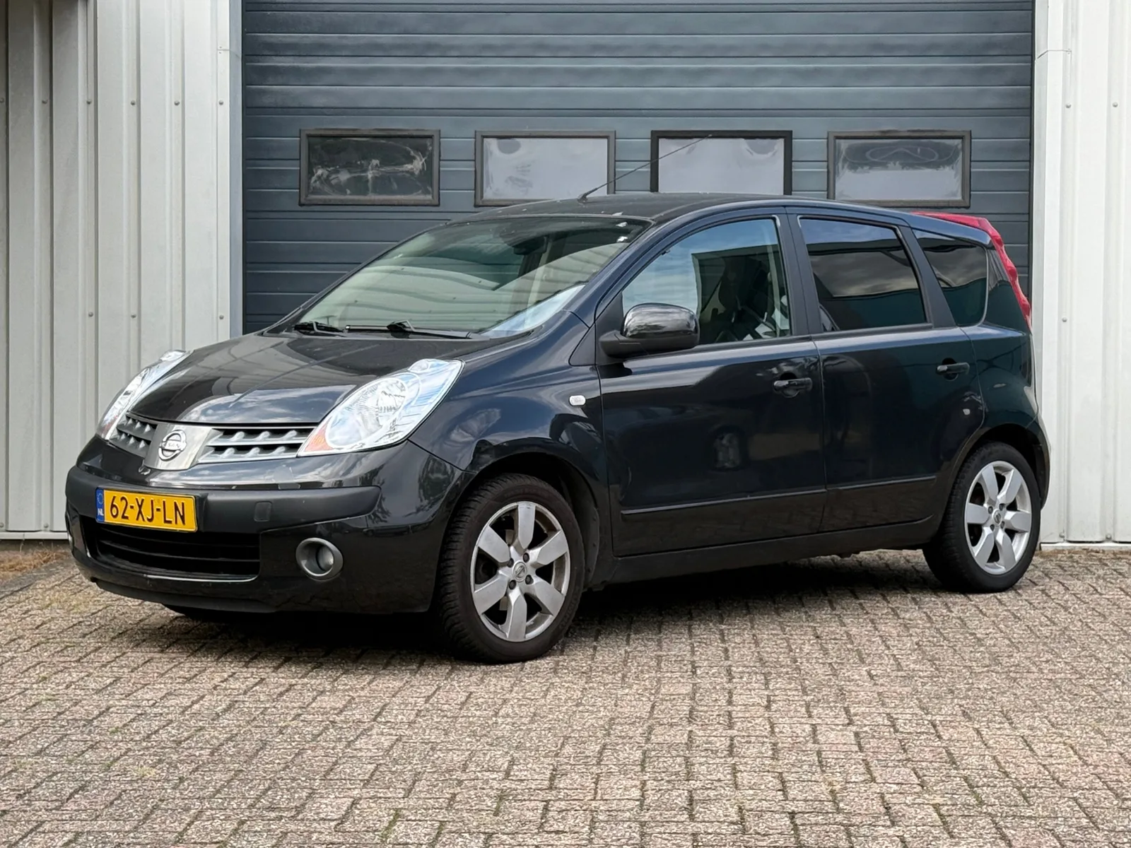 Nissan Note (2007) — foto 1