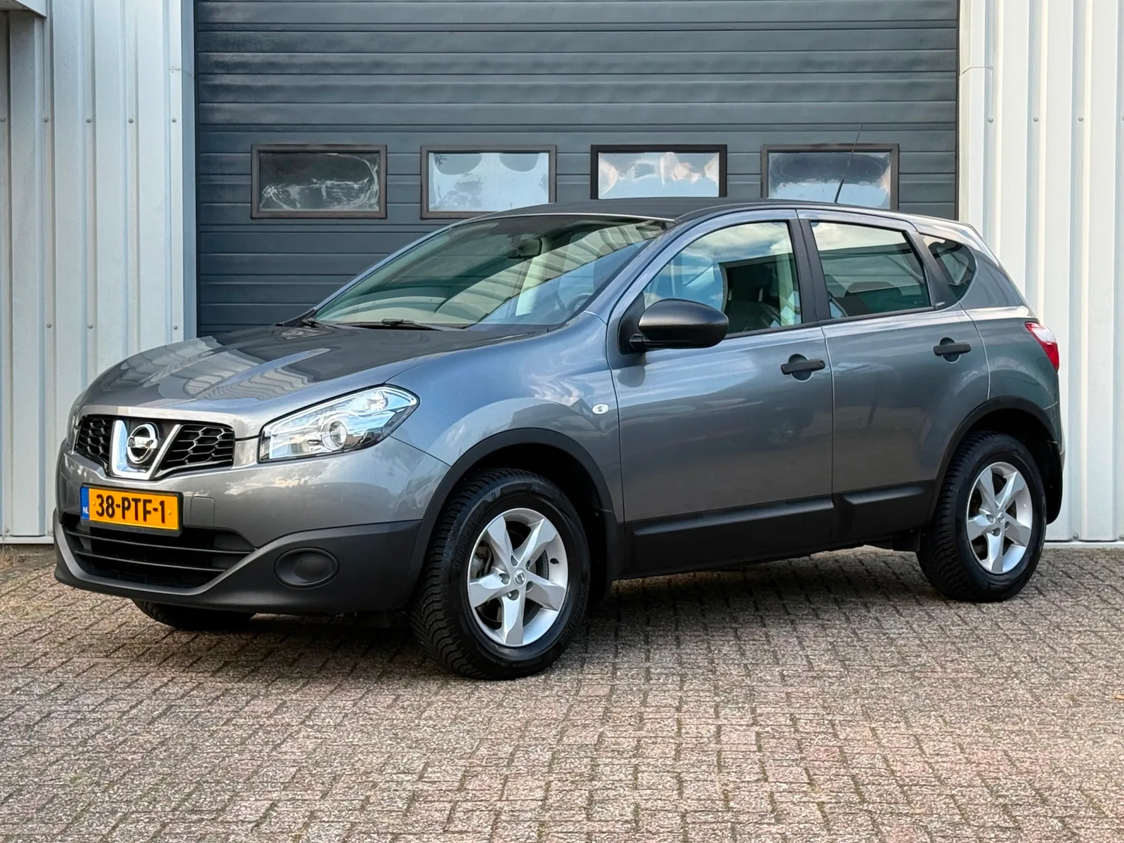 Nissan Qashqai (2011) — foto 1