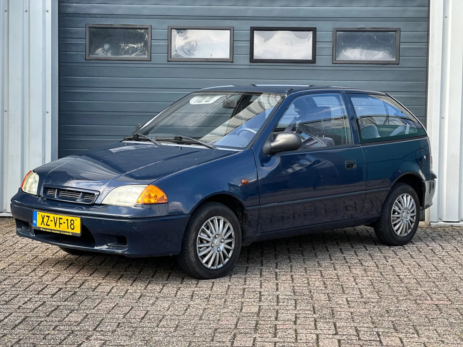 Suzuki Swift (1999) — foto 1