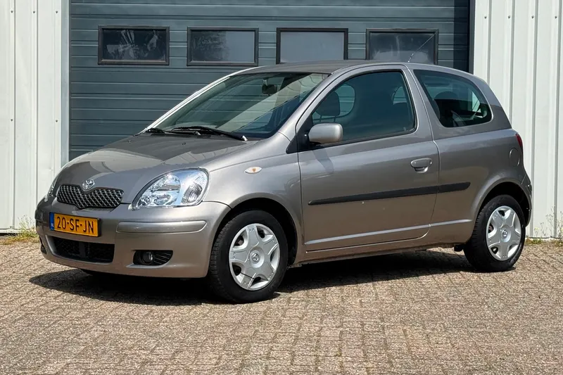 Toyota Yaris (2005)