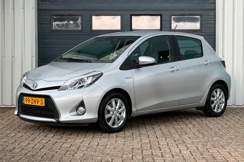 Toyota Yaris (2012)