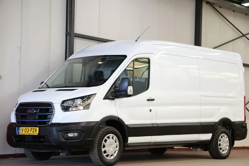 Ford E-Transit (2022)