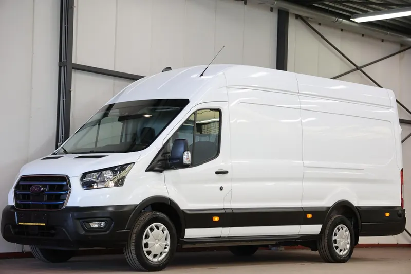 Ford E-Transit (2023)
