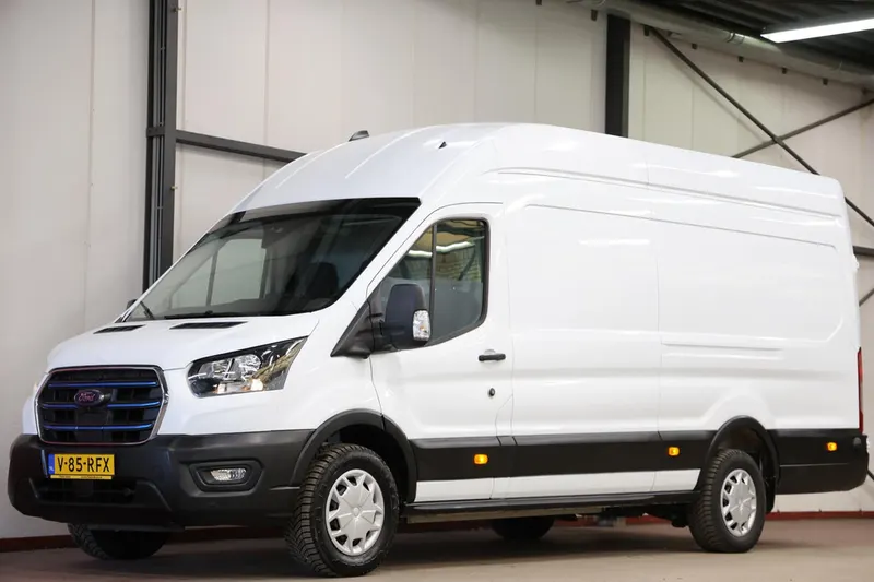 Ford E-Transit (2022)