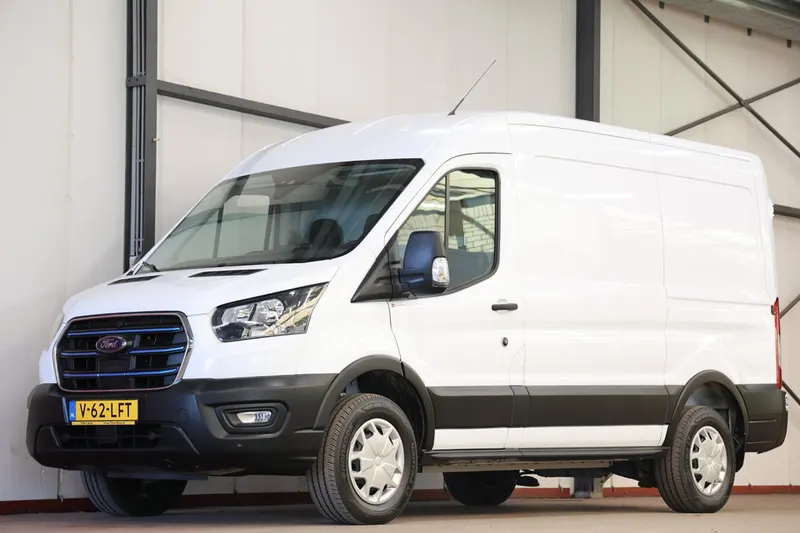 Ford E-Transit (2023)