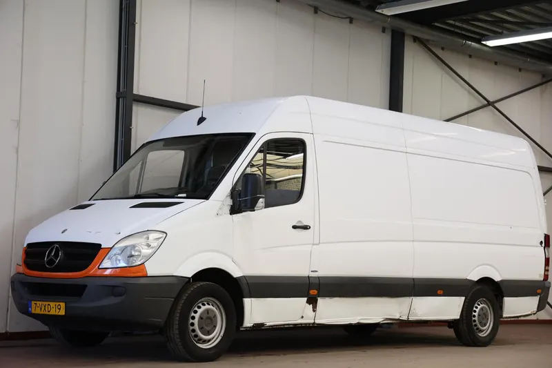 Mercedes-Benz Sprinter (2012)