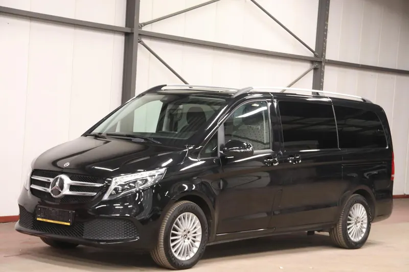 Mercedes-Benz V300d (2021)