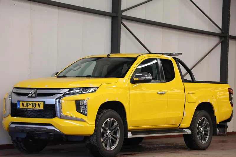 Mitsubishi L200 (2021)