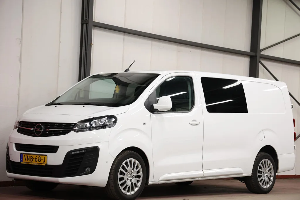 Opel Vivaro (2021) — foto 1