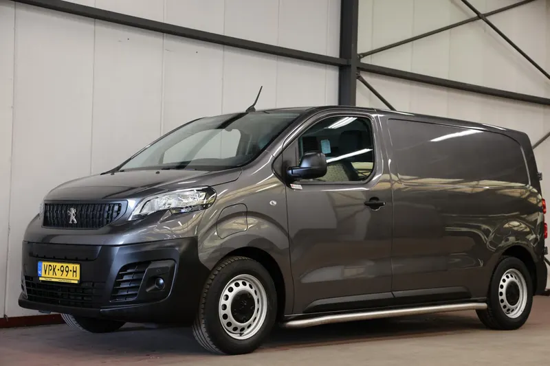 Peugeot e-Expert (2022)