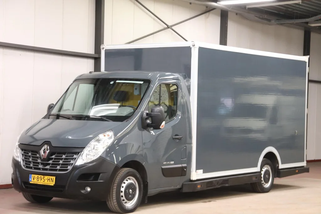 Renault Master (2017) — foto 1