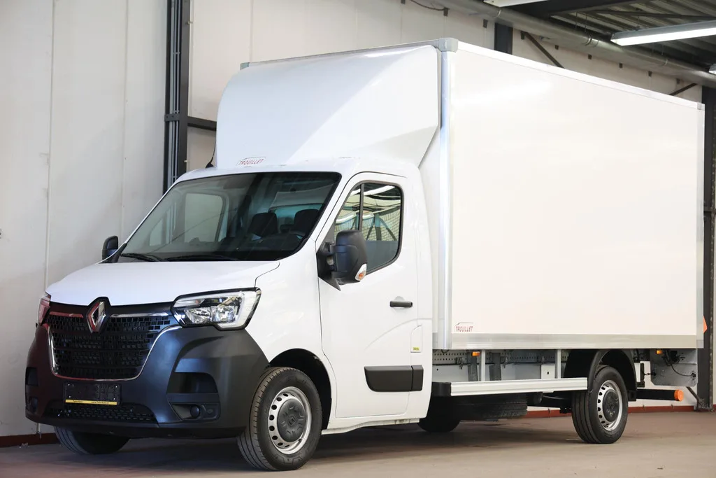 Renault Master (2024) — foto 1