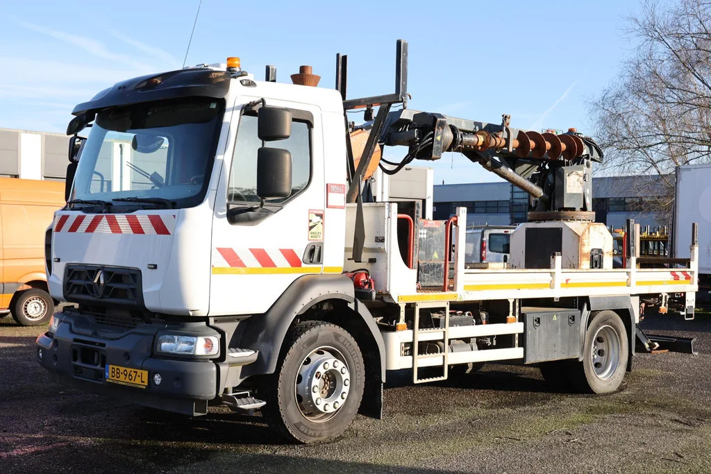 Renault MIDLUM (2019) — foto 1
