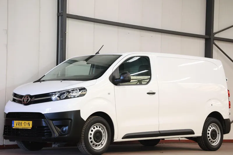 Toyota Proace (2022)