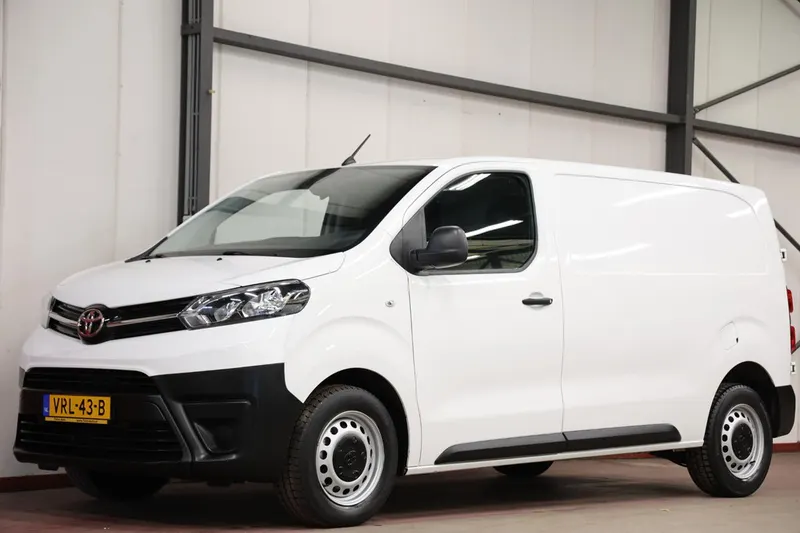 Toyota Proace (2022)