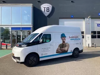 Farizon SV (2025) — foto 1