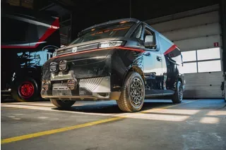 Farizon SV (2026) — foto 1