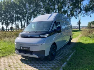 Farizon SV (2026) — foto 1