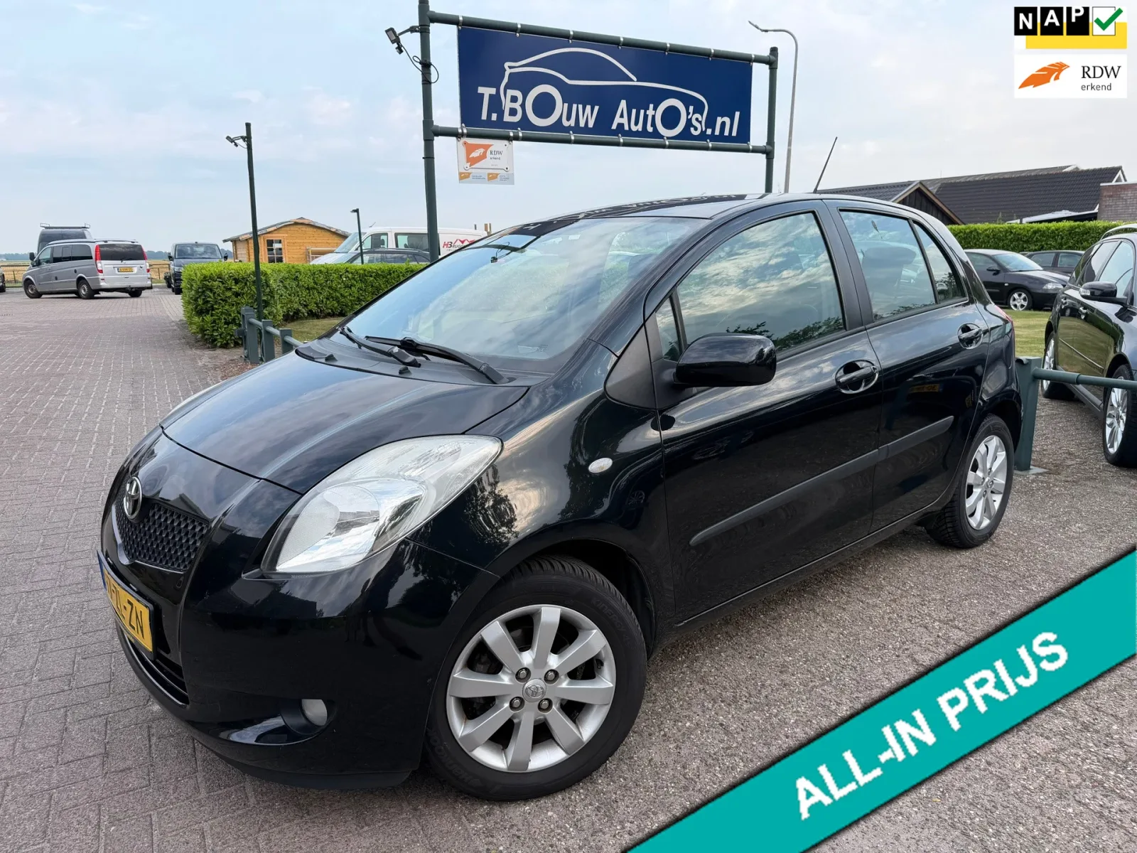 Toyota Yaris (2008) — foto 1