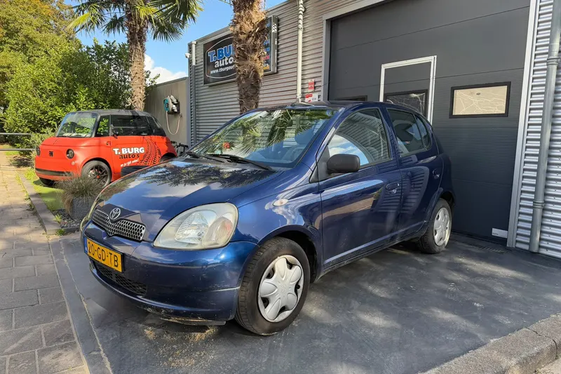 Toyota Yaris (2000)