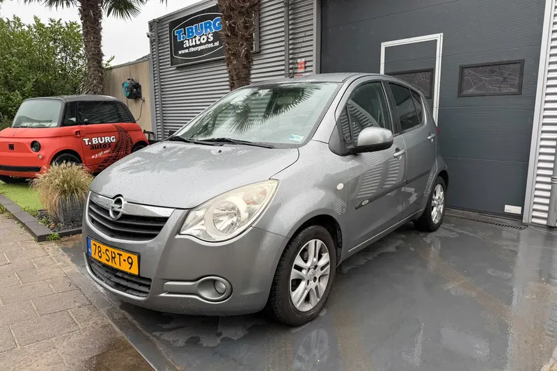 Opel Agila (2011)