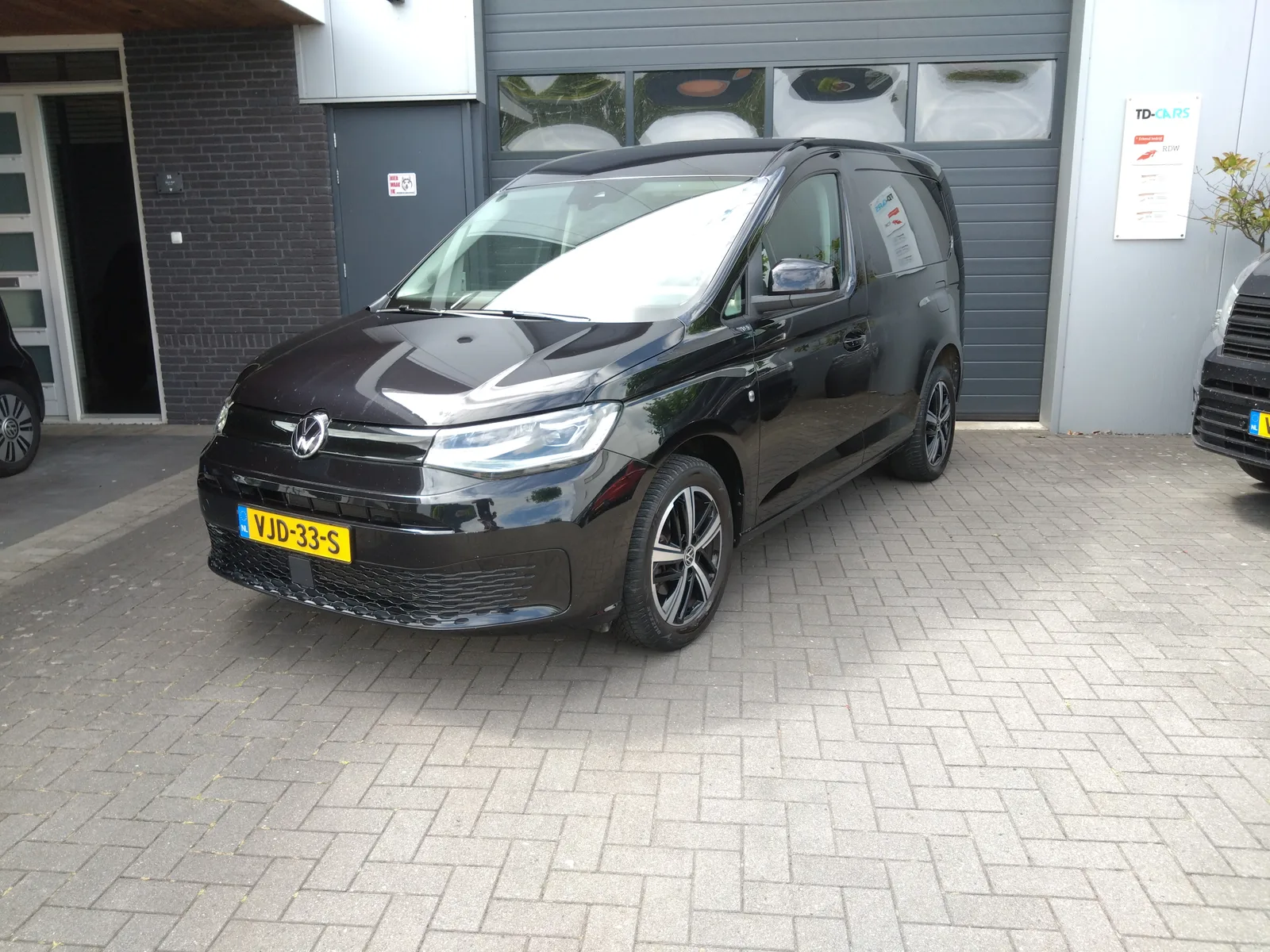 Volkswagen Caddy (2021) — foto 1
