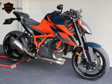 KTM 1290 SuperDuke R (2021) — foto 1