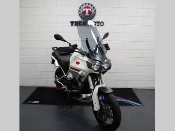 Moto Guzzi Stelvio 1200 (2008) — foto 1
