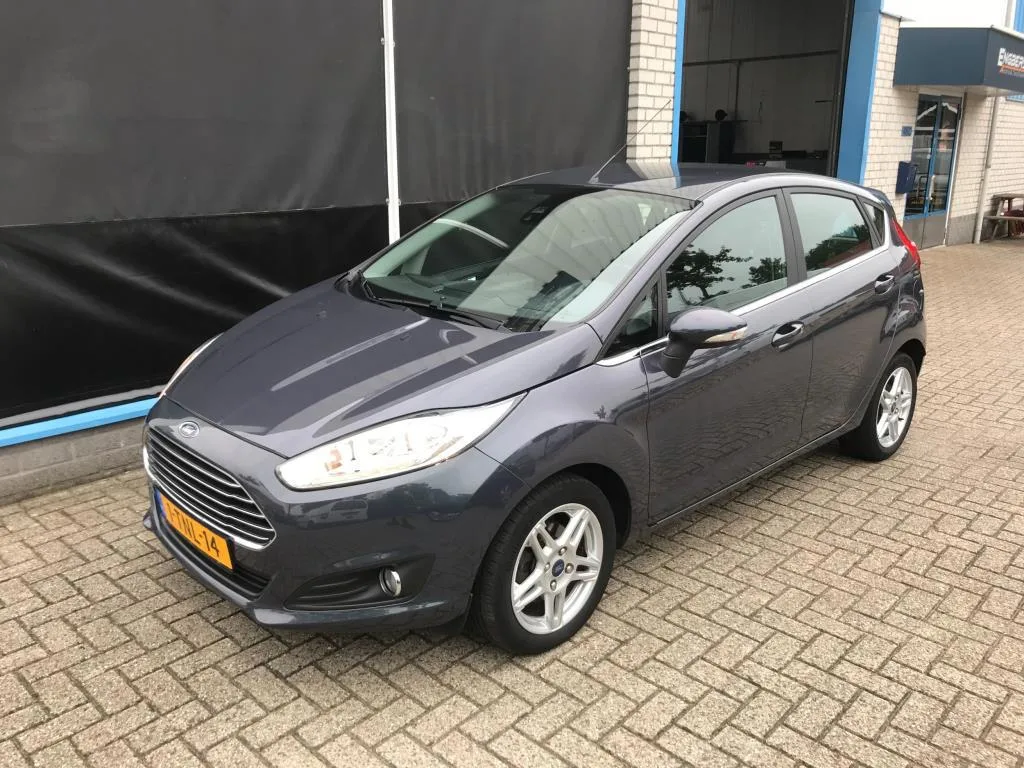 Ford Fiesta (2014) — foto 1