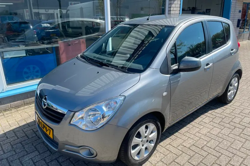 Opel Agila (2010)