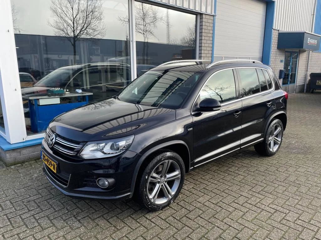 Volkswagen Tiguan (2014) — foto 1