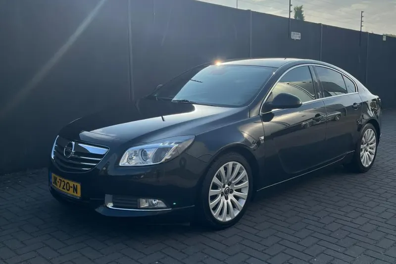 Opel Insignia (2012)